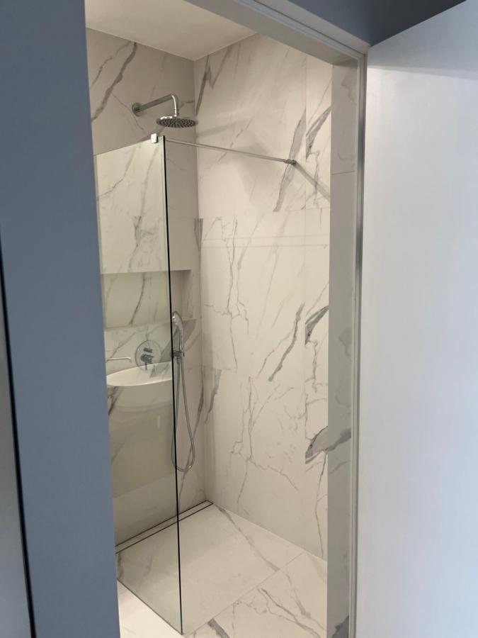 Warsaw Home Suites Екстериор снимка
