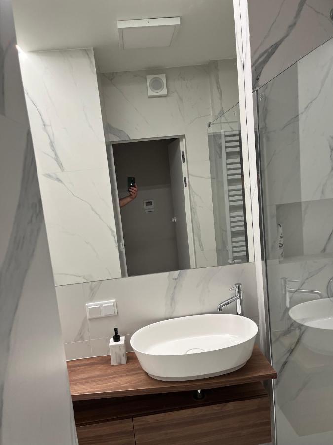 Warsaw Home Suites Екстериор снимка