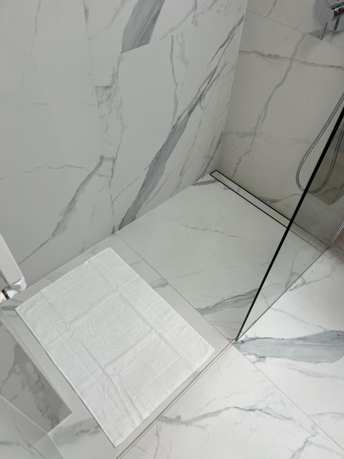 Warsaw Home Suites Екстериор снимка