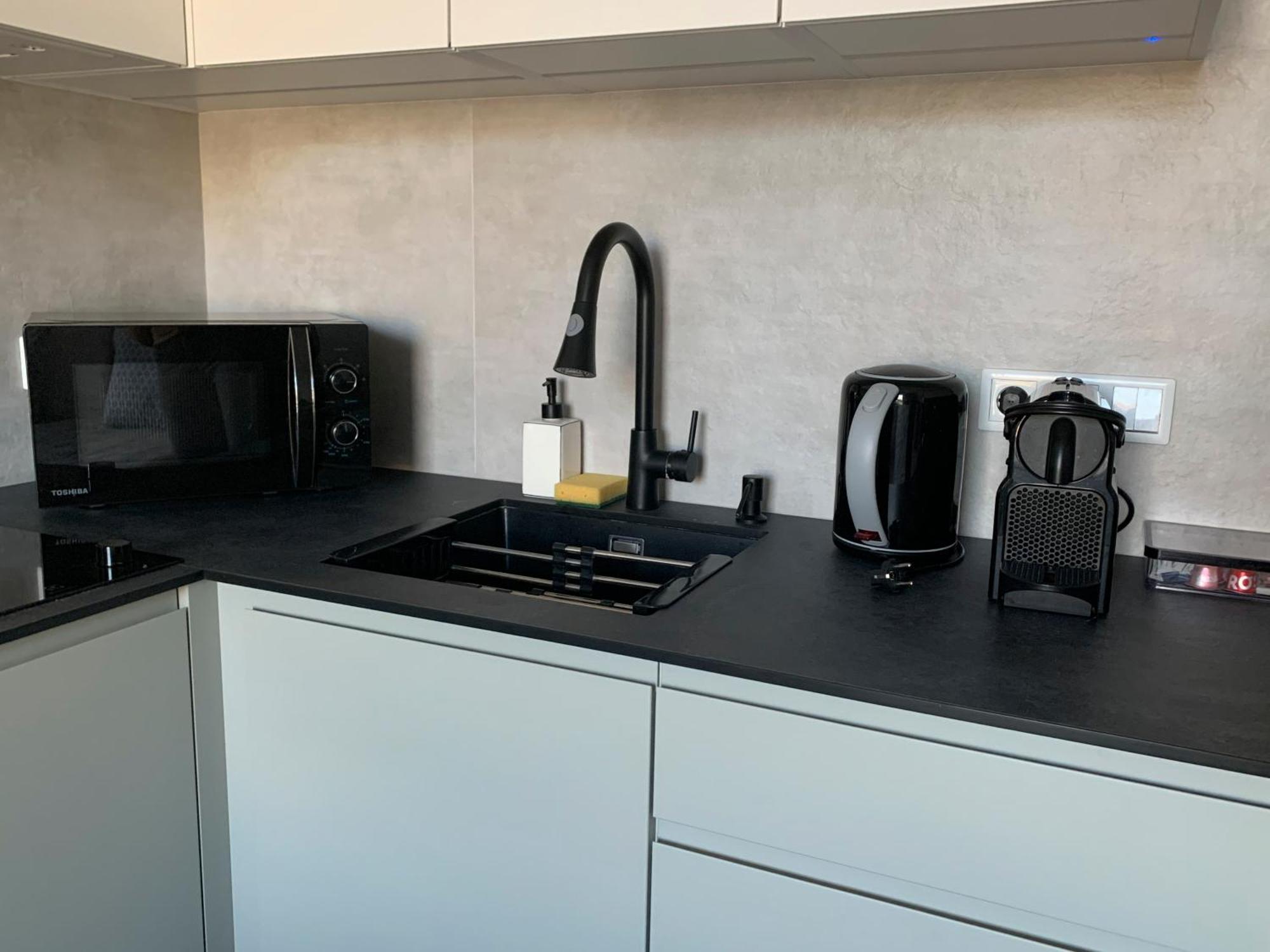 Warsaw Home Suites Екстериор снимка